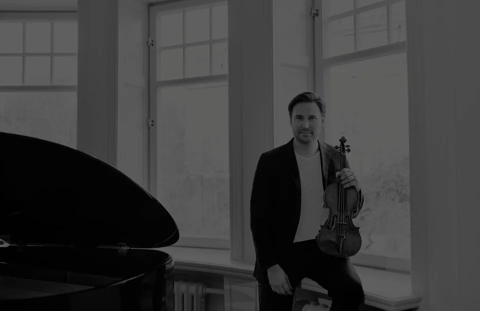 Bruch Violin Concerto: Adagio – Christian Svarfvar. Christian Svarfvar • London Philharmonic Orchestra • Dirigent Joana Carneiro